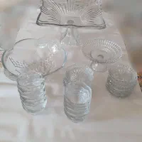 تعدادی ظرف