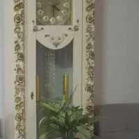 ساعت ایستاده کاملا سالم