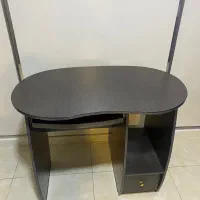 میز کامپیوتر