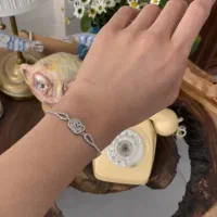 فروش انواع دستبند انگشتر ،گل گوش گرنبند نقره زنانه