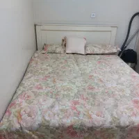 تخت خواب و میز توالت و جاکفشی