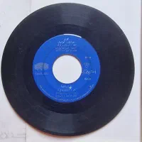 4 عدد صفحه گرام 45دور (صفحه سنگی)+3 جلد مجله قدیمی|کلکسیون اشیاء عتیقه|تهران, امانیه|دیوار