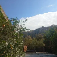 ویلایی بزرگ جاده اصلی یاسوج بامیدان نقدی یامعاوضه