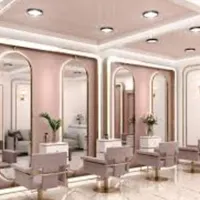 نیروی خدماتی و نظافتی در سالن زیبایی زنانه