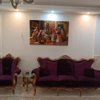 فروش فوری مبل سلطنتی نو و شیک با پارچه مخمل اصل