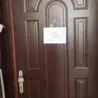 درب ورودی آپارتمان