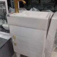 دسشور سلطنتی کابینتی باکس آینه روشورR32|لوازم سرویس بهداشتی|مشهد, پنجتن|دیوار