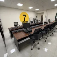 میز کنفرانس