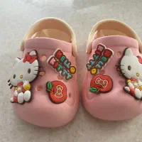 دمپایی کراکس دخترانه خارجی مناسب سیسمونی