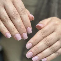 کاشت ناخن