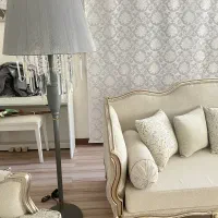 آباژور کنار سالن