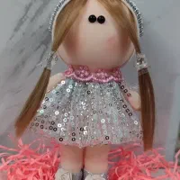 عروسک دخترانه|اسباب‌‌بازی|رباط‌کریم, رباط‌کریم|دیوار