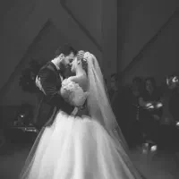 اتلیه و خدمات عکاسی و فیلم برداری