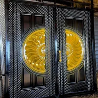 اهنی درب خانه وحیاط حیاطی