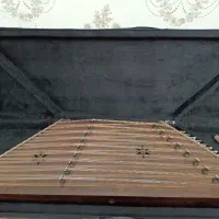 سنتور به همراه کیف و جا مضرابی چوبی