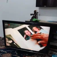 تلویزیون ۴۲ اینچ کارکرده