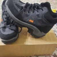 نیم بوت پسرانه سایز ۳۳