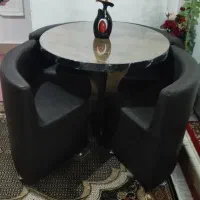 میز غذاخوری