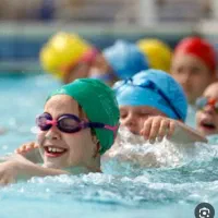 آمورش شنای بانوان وکودکان بصورت خصوصی وحرفه ای