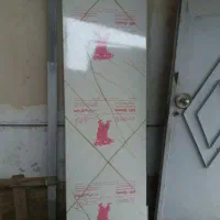 صفحه تاپس پنج سانت سفید با رگه های طلایی