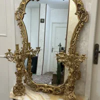 آینه و شمعدان برنجی