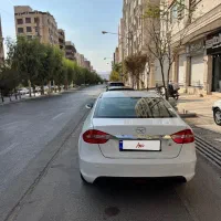 جک j5 مدل ۱۳۹۴