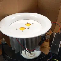 چراغ ۱۰۰وات پیکسلی آفتابی