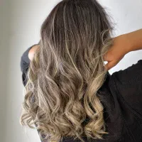 فکر می‌کنی رنگ‌کاری فقط ترکیب رنگه|خدمات آموزشی|شیراز, سیلو|دیوار