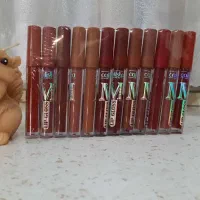 تعداد ۵۰۰جین فقط ارایشی عمده