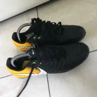 استوک فوتبال کفش فوتبال