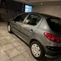 206فوق العاده کم کار