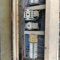 تابلو برق|ماشین‌آلات صنعتی|رزن, |دیوار