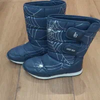 چکمه روزهای بارونی