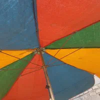 سه عدد چتر