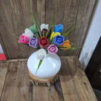 گل لاله شمعی