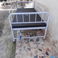 تخت بیمارستانی سالم