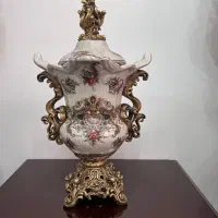 ظروف پذیرایی و تزئینی