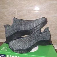 کفش اسکیچرز