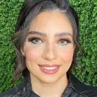 خدمات میکاپ