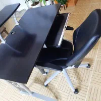 میز و صندلی اداری