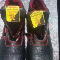 کفش|کیف، کفش، کمربند|لیکک, |دیوار