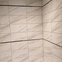 اجرای انواع کاشیکاری و سرامیک کاری