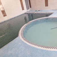 اجاره ویلا استخردار آبگرم با بیلیارد|اجارهٔ کوتاه‌مدت ویلا و باغ|ورامین, ریحان آباد|دیوار