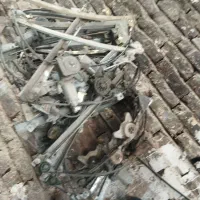 فروش انواع شیشه و شیشه بالابر برقی و دستی|خدمات موتور و ماشین|خمینیشهر, |دیوار