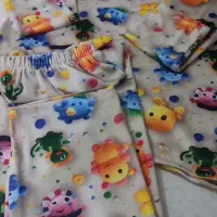 هدیه برای روز مادر موجوده|لباس|آران و بیدگل, |دیوار