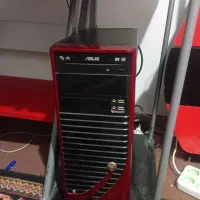 کامپیوتر با لوازم کامل