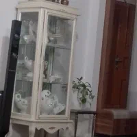 گنجه و میزتلویزیون وساعت قدی وجاکفشی