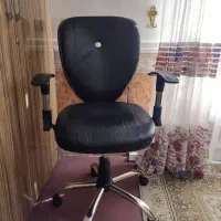 صندلی چرخ دار در حد نو