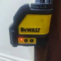 تراز لیزری دیوالت