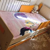 سرویس خواب (تخت، کمد، میز)|تخت و سرویس خواب|شیراز, منطقه هوایی شهید دوران|دیوار